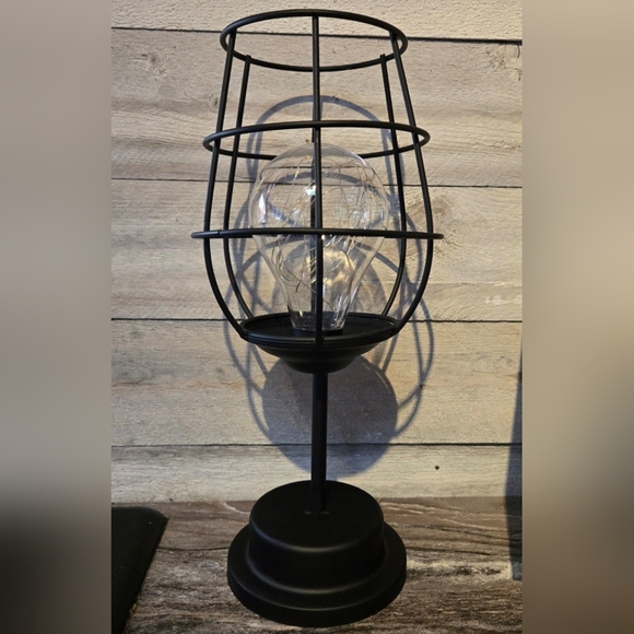 NWOT Wine glass Lamp - Picture 2 of 4